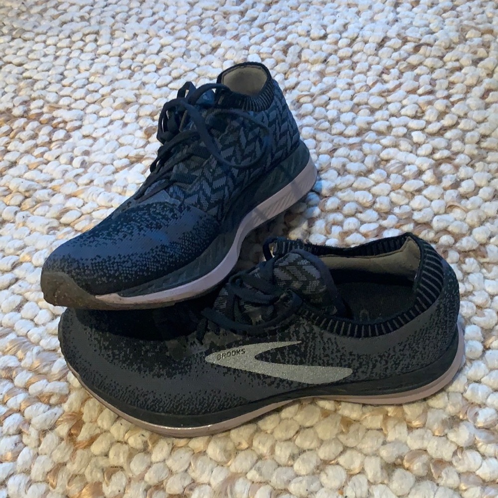 Brooks women’s Bedlam Running Shoes